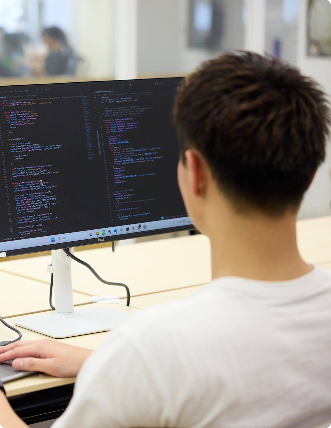 仕事でAI・先端技術を活用する社員